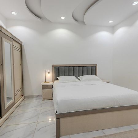 Comfortable & Big Family Apartments 10Mins Drive To Al-Masjid -Nabawi - Nozol Noor 2 Médine Extérieur photo