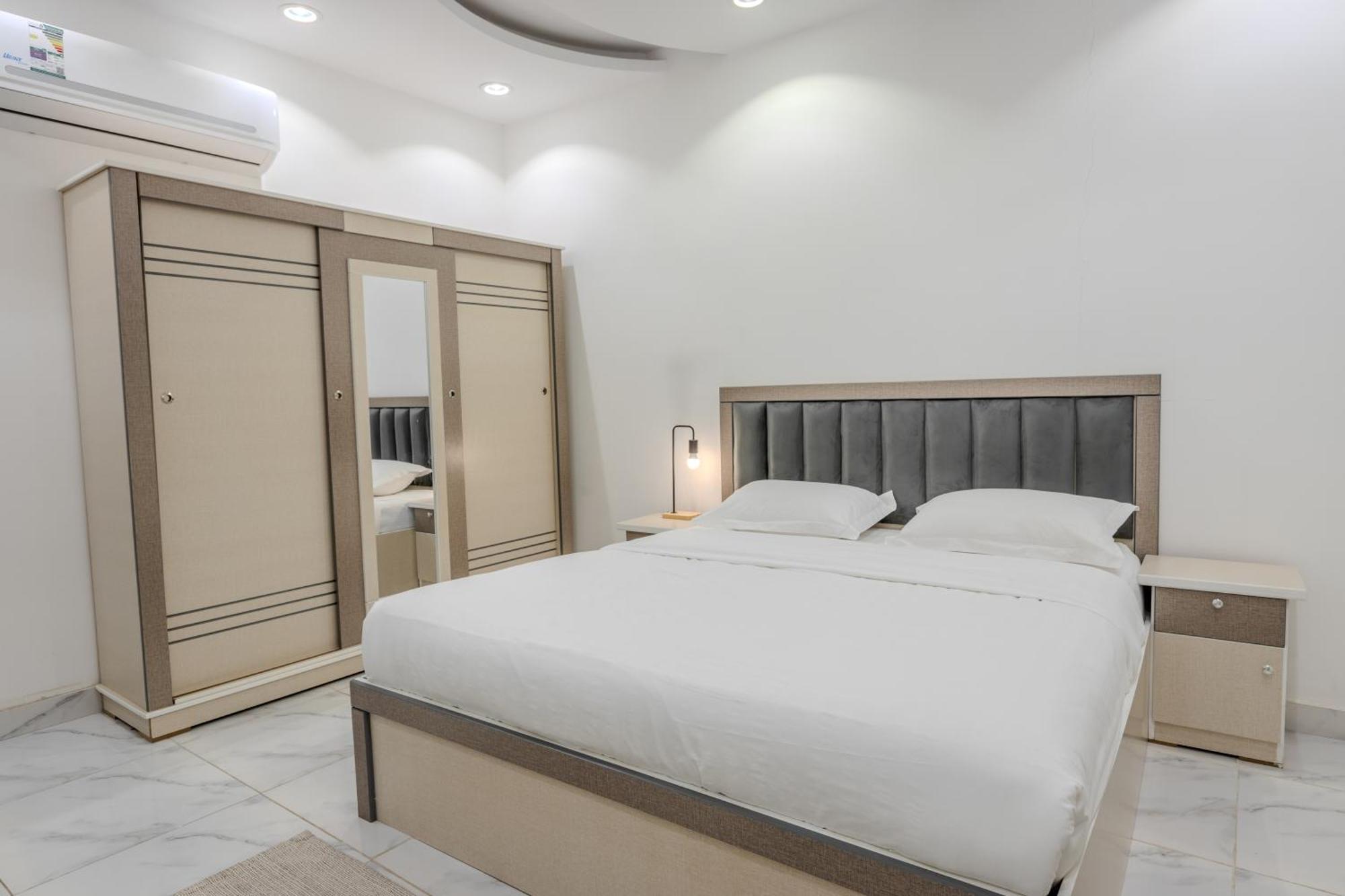 Comfortable & Big Family Apartments 10Mins Drive To Al-Masjid -Nabawi - Nozol Noor 2 Médine Extérieur photo
