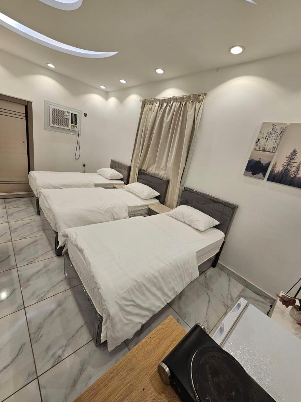 Comfortable & Big Family Apartments 10Mins Drive To Al-Masjid -Nabawi - Nozol Noor 2 Médine Extérieur photo