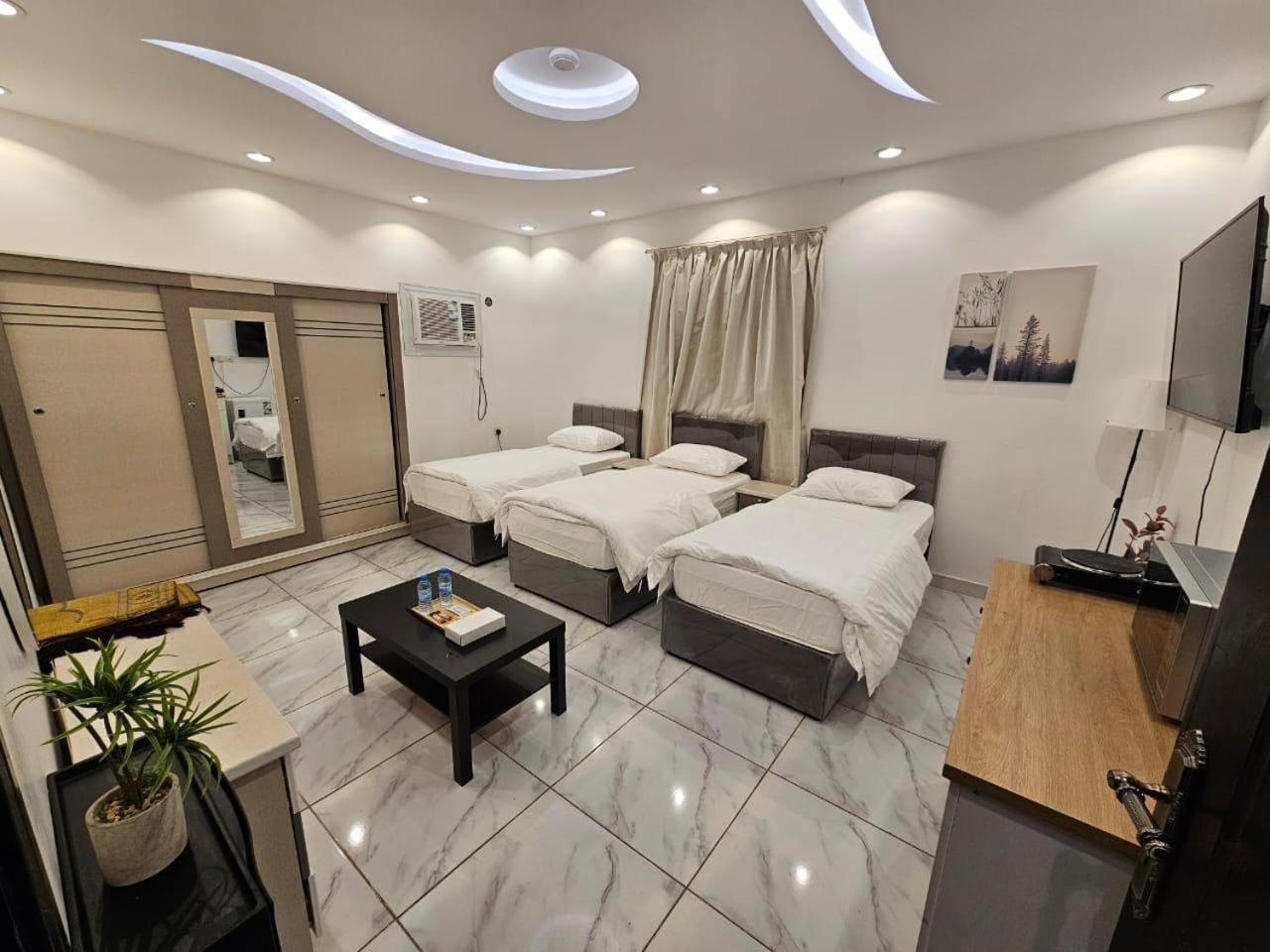 Comfortable & Big Family Apartments 10Mins Drive To Al-Masjid -Nabawi - Nozol Noor 2 Médine Extérieur photo